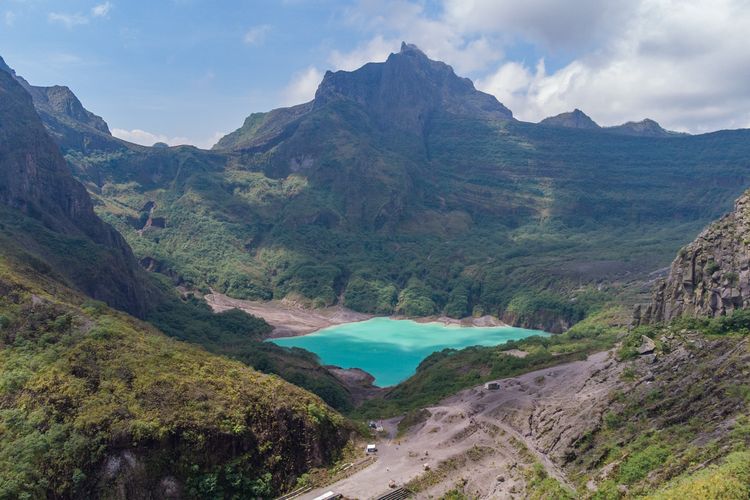 Rute Wisata Gunung Kelud Menikmati Keindahan Alam Jawa Timur